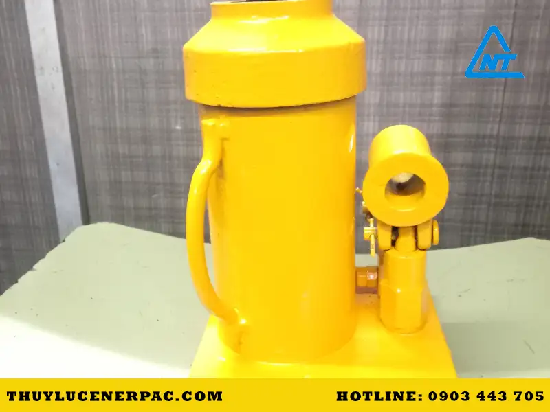 Con đội thủy lực giá rẻ mua ở đâu? 2 con doi thuy luc gia re mua o dau 1733470321