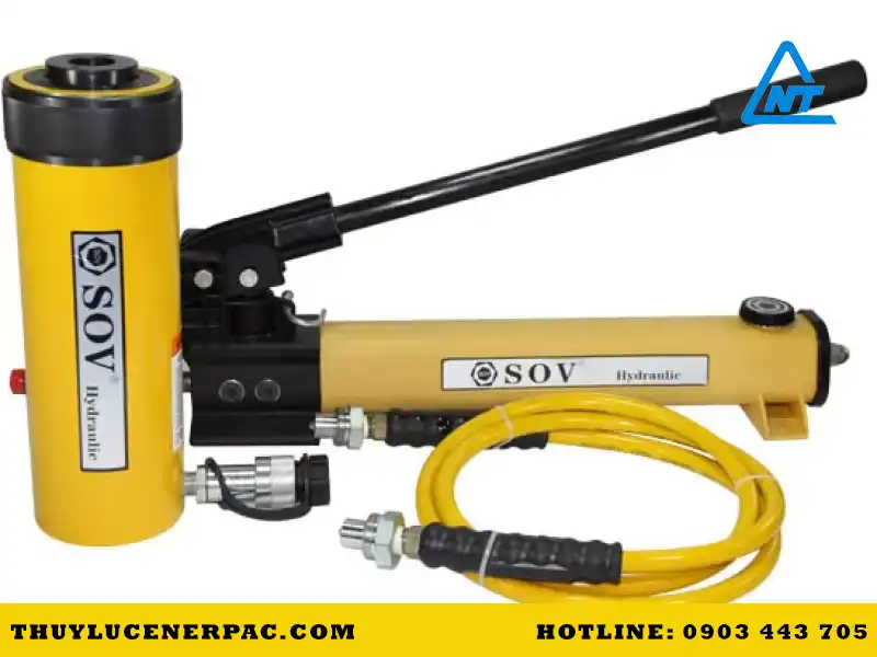 Kích thủy lực 20 tấn Enerpac 1 kich thuy luc 20 tan enerpac 1738894349