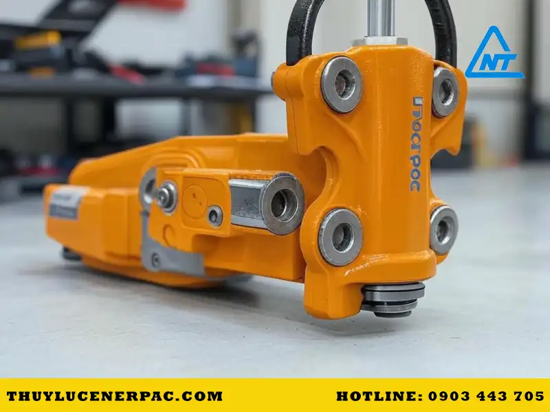 Giải Pháp Nâng Hạ Hiệu Quả Với Kích Thủy Lực 3 Tấn Từ Enerpac 2 Đặc Điểm Nổi Bật Của Kích Thủy Lực 3 Tấn Từ Enerpac